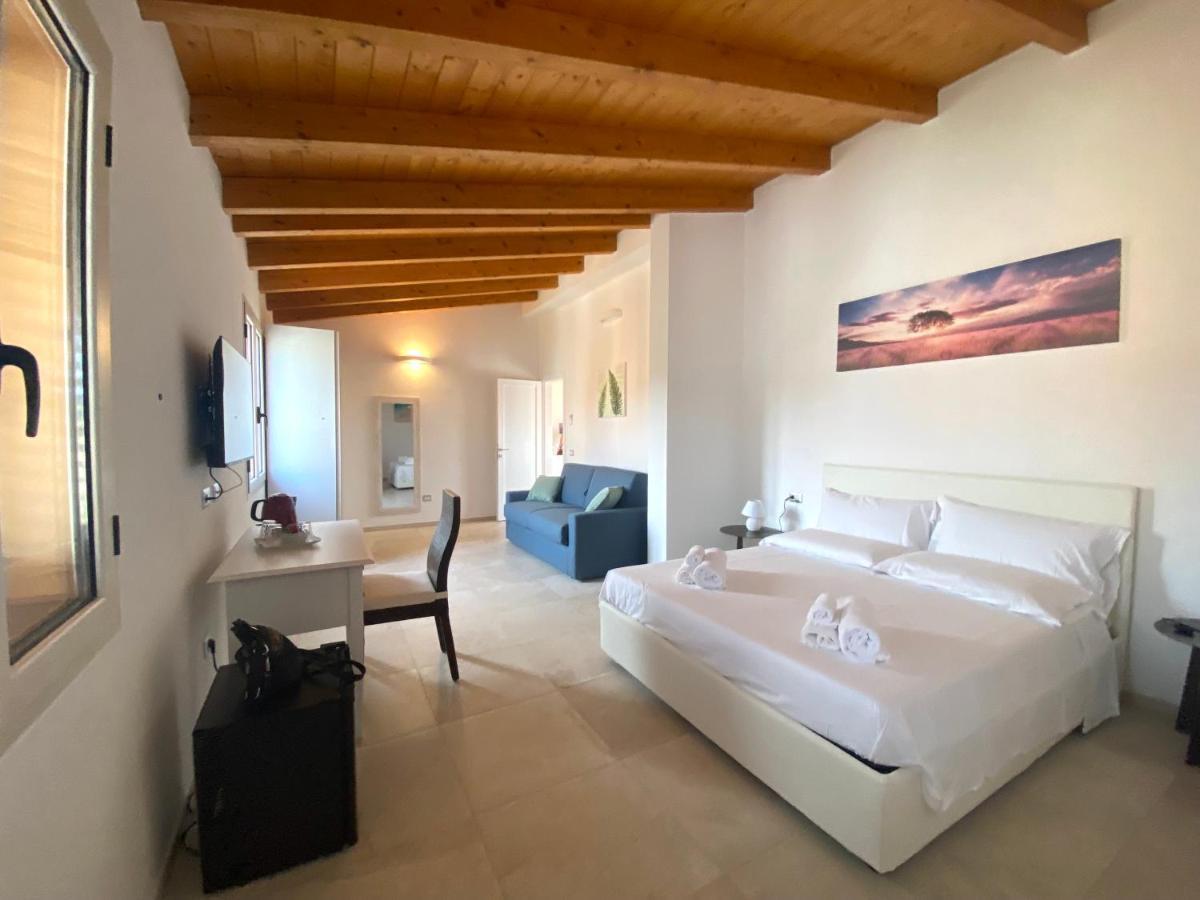 Punto Zero Rooms San Teodoro  Exteriér fotografie